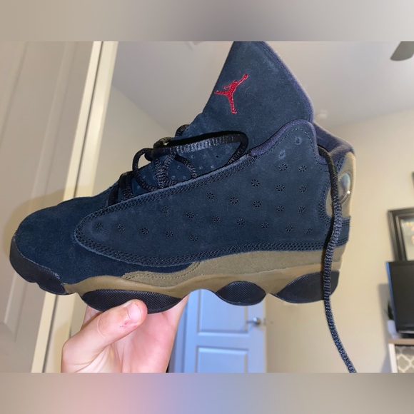 Air Jordan Retro in Olive Size 5 US - Picture 2 of 4